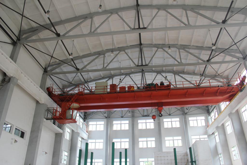 Hook Overhead Crane2