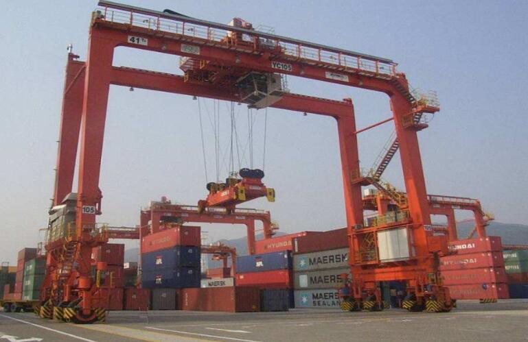 Rail Mounted Container Gantry Crane3