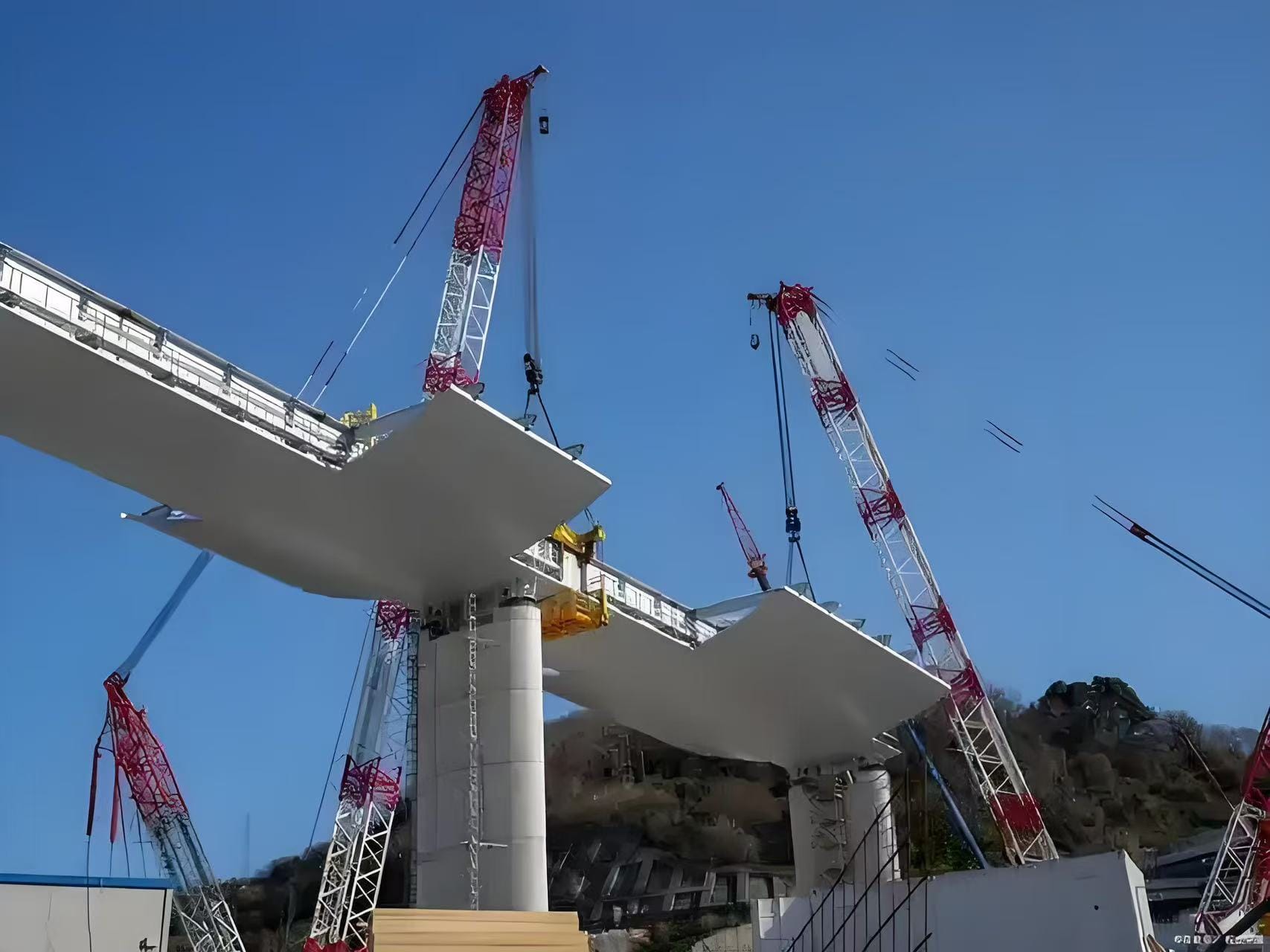 Bridge Deck Lifter1