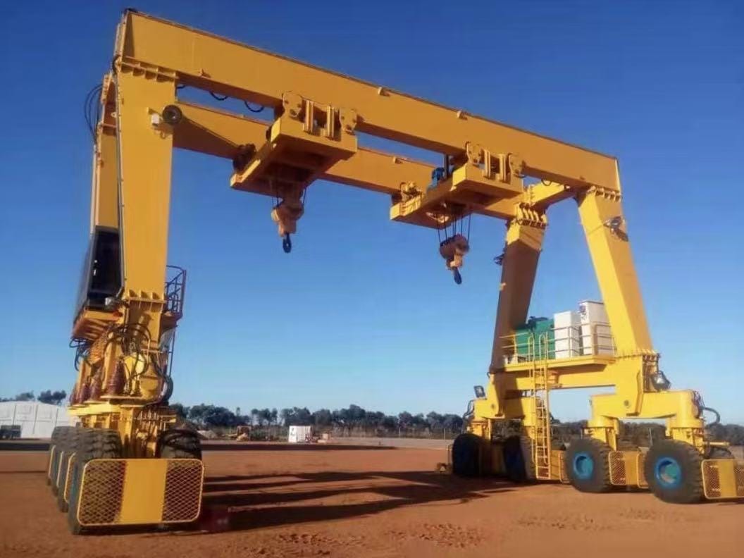 Rubber-Tyred Gantry Crane4