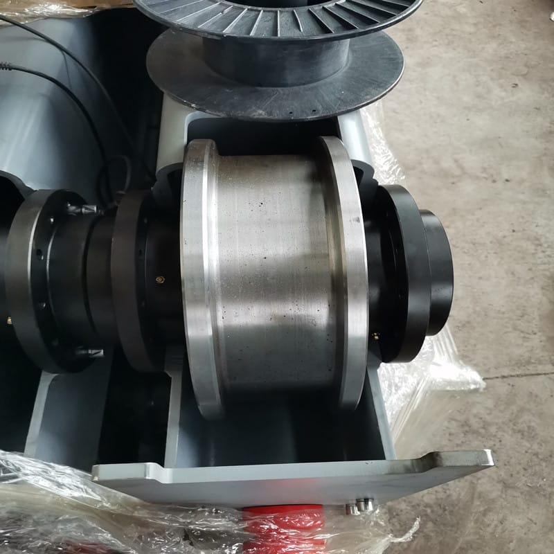 Round & Square Bearing Box Wheel Assembly 3